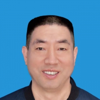 汪定穩(wěn)，黨支部文體委員、副校長